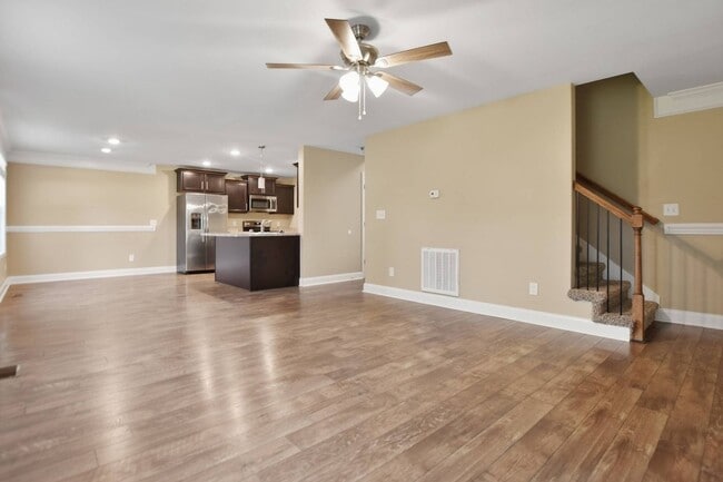 Photo - Three Bedroom in Magnolia Place!
