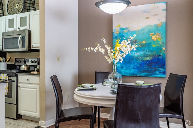 2BR, 2BA - B2