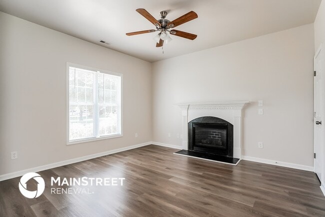 Photo - 737 Southgate Dr