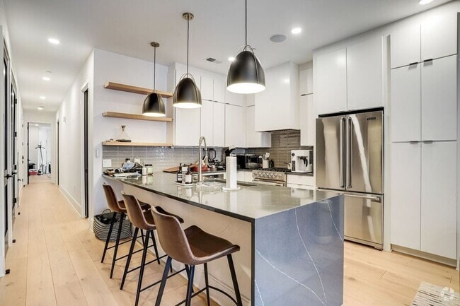 Building Photo - 1719 T St NW Rental
