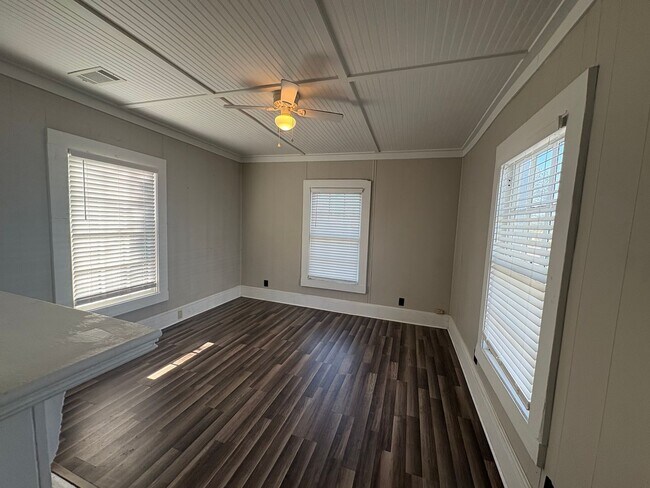 Photo - 1020 Adams St Unit 3