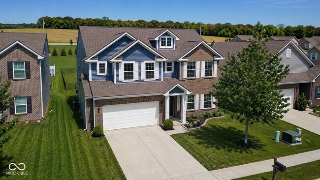 Photo - 5872 Wintersweet Ln