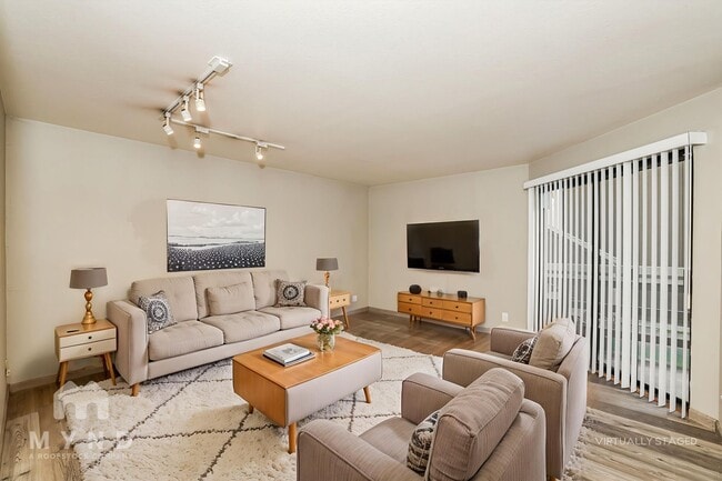 Building Photo - 5400 Mountain Blvd