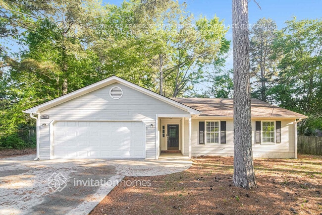 Building Photo - 7855 Dogwood Way