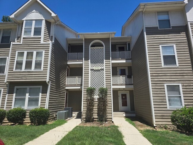 Building Photo - 6752 Willowbrook Dr