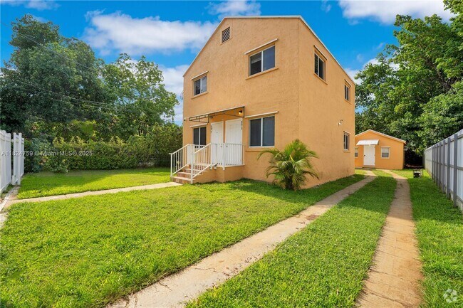 Building Photo - 275 NW 81st St. Unit 277 Rental