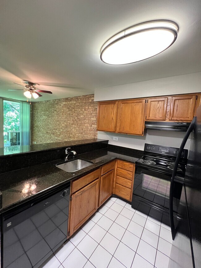 Photo - 5750 Abbey Dr Unit 5750-2C