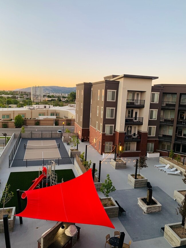 Photo - Murray Depot