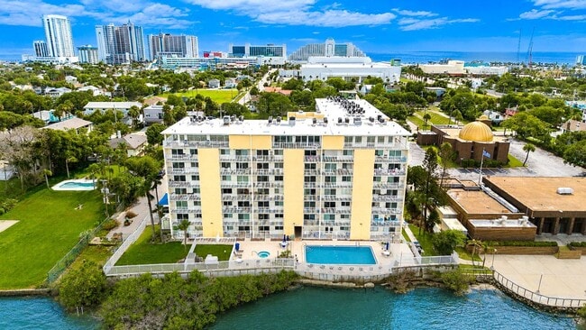 Photo - Riverfront Condo | 2 Bedrooms | 2 Bathrooms | Walk to the Beach Unit 209