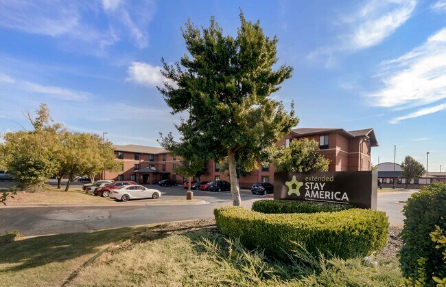 Furnished Studio-Oklahoma City - Northwest