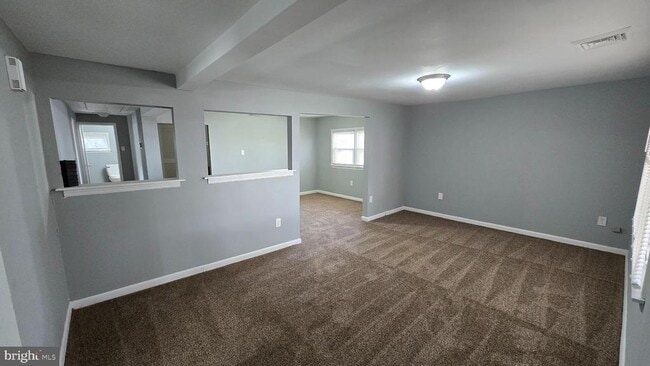 Building Photo - 9 Magnolia St