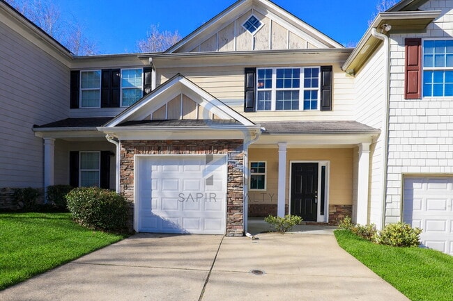 Move in before January 31st and choose your reward: a $250 Amazon Gift Card or a 55" Smart TV! - Move in before January 31st and choose your reward: a $250 Amazon Gift Card or a 55" Smart TV!