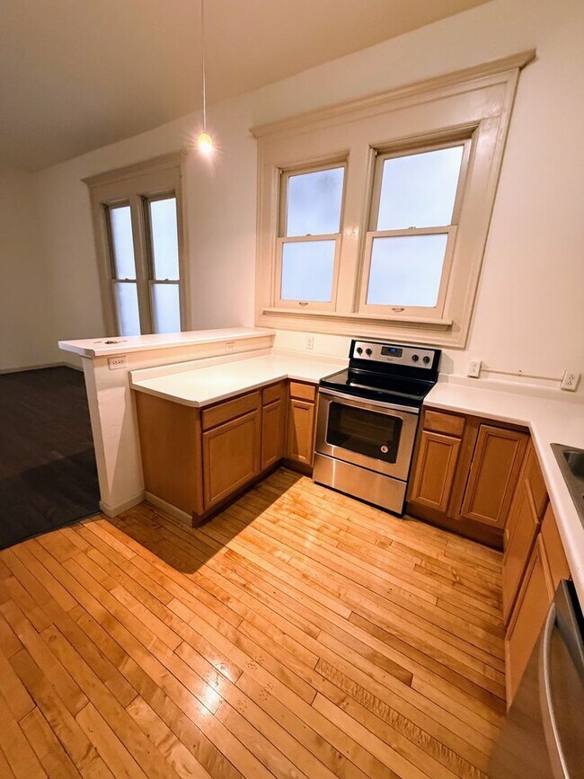503 N Main St Unit A