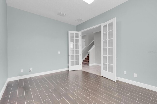 Photo - 959 Maypole Dr