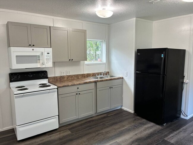 Photo - 1416 Robin St Unit 1