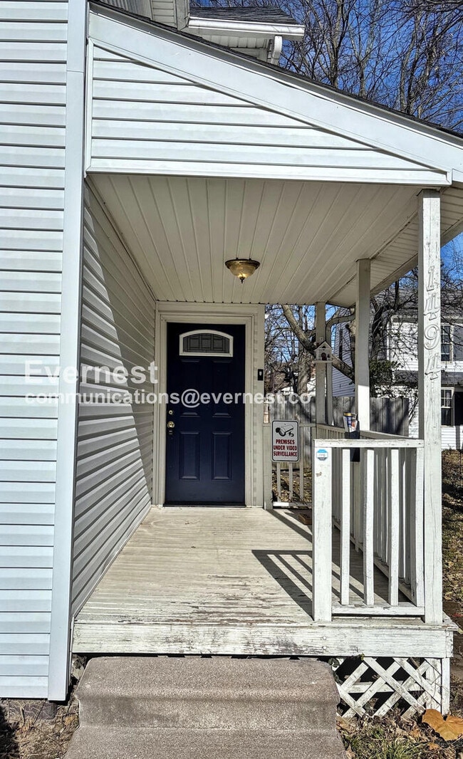 Photo - 1494 Manchester Ave