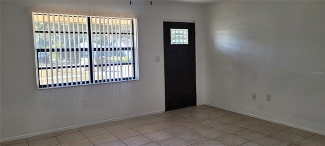 Photo - 2461 Dryer Ave