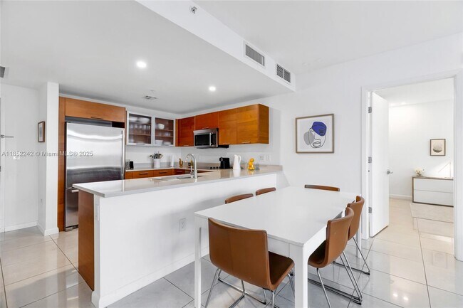 Photo - 3250 NE 1st Ave Unit 605