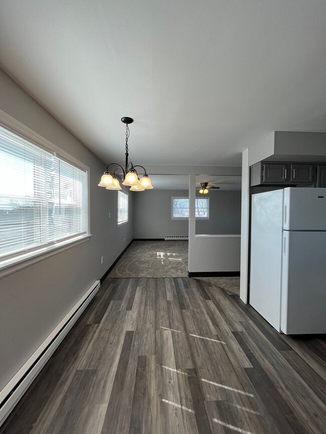 Photo - Spacious, bright and newly renovated 2nd-floor apartment available in Bath