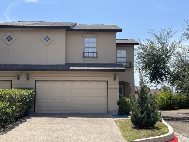 Building Photo - 510 Shiloh Dr Unit 701 Rental