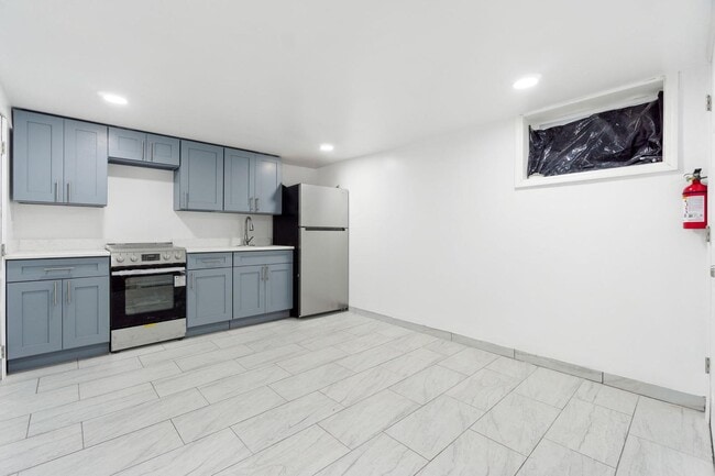 Photo - 130 Elmwood Ave Unit 1