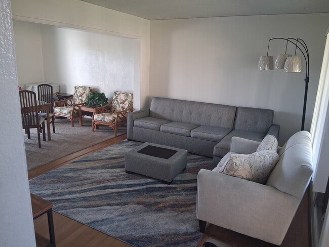 Photo - 98-871-871 Kaonohi St