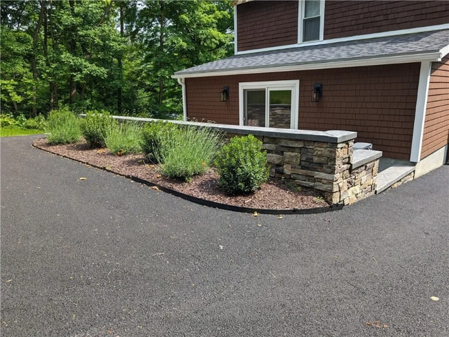 Photo - 193 Phoenix Mills Rd