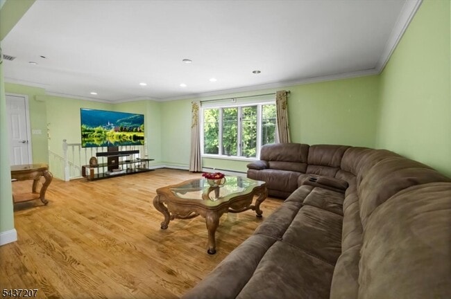 Photo - 286 Gilbert Ave