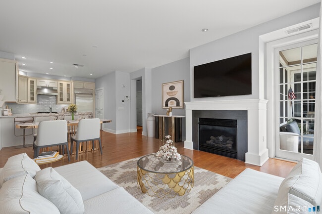 Building Photo - 77 Havemeyer Ln Unit 313