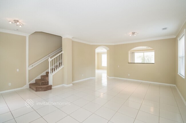 Photo - 812 Lapoma Way