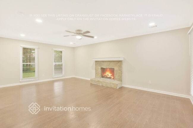 Photo - 1025 Bass Ct N W