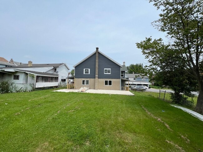 Photo - 1143-1145 Eynon St Unidad 1143