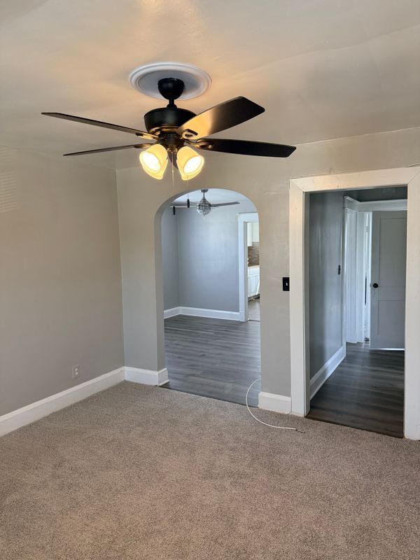 Photo - 5913 Bertram Ave