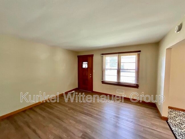 Photo - 546 N 40th St