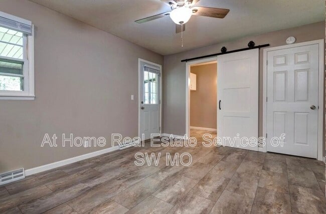 Photo - 2425 S Dollison Ave