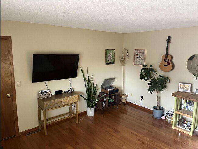 Photo - Bright 2 Bed, 2 Bath Home with Garage & Fenced Yard in Fort Collins