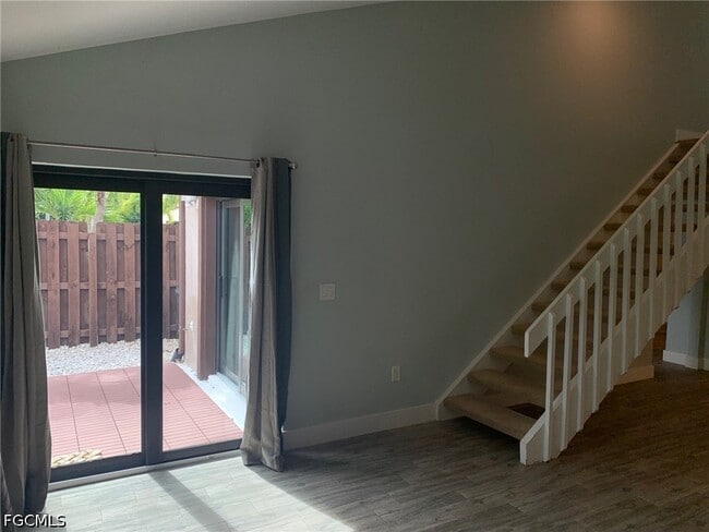 Photo - 8849 Somerset Blvd