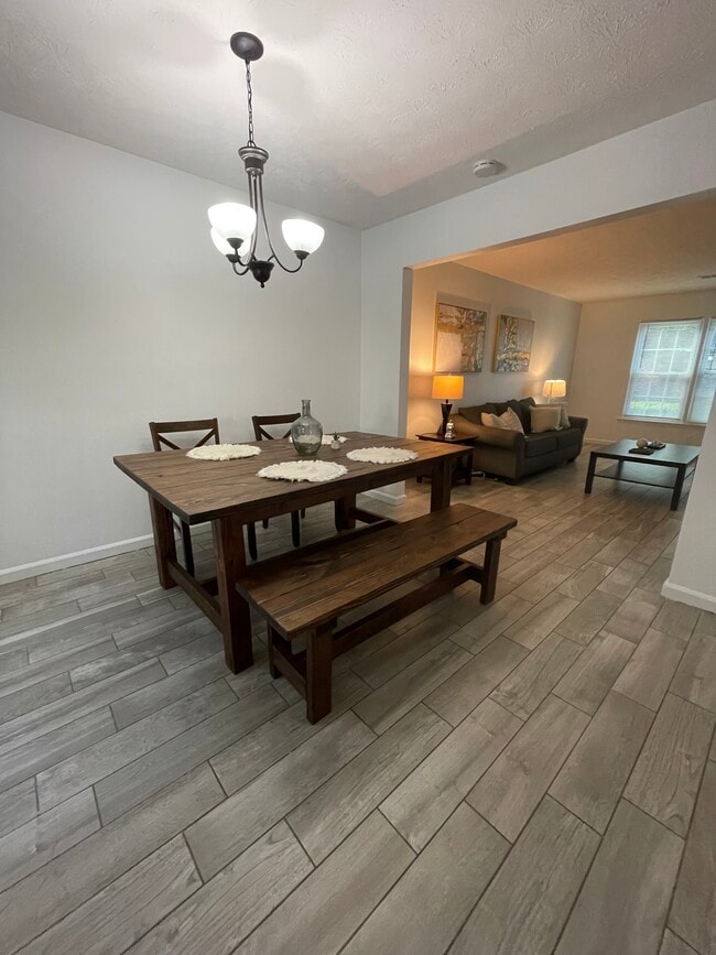 Photo - 250 Mill Creek Pl