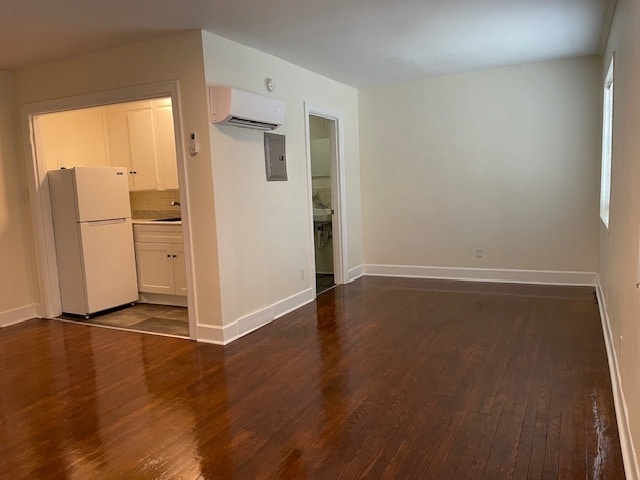 Efficiency Layout - 400 S Ashland Ave Apartments Unit #6