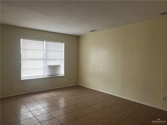 Photo - 7 Gastel Cir Unit A,B