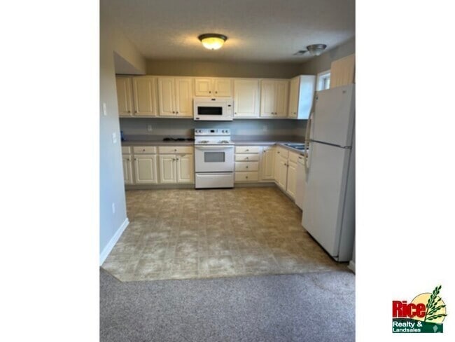Building Photo - 390 Wimmer St Rental