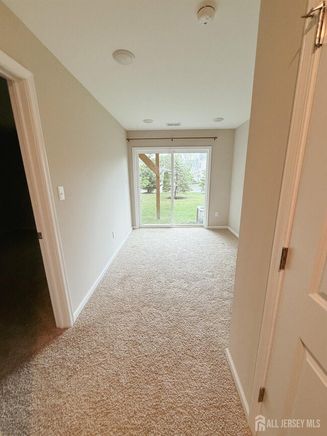 Photo - 1101 Hights Farm Rd N