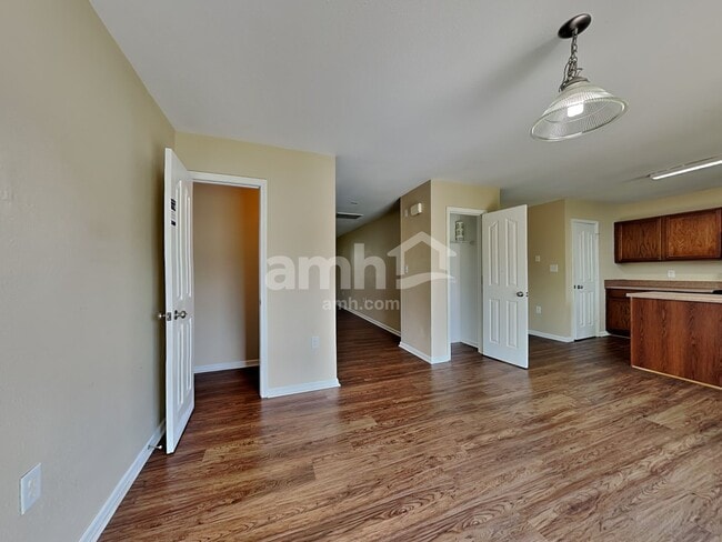 Photo - 1410 River Run Rd