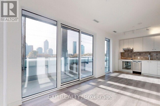 Photo - 9 Tecumseth St. Unité 213