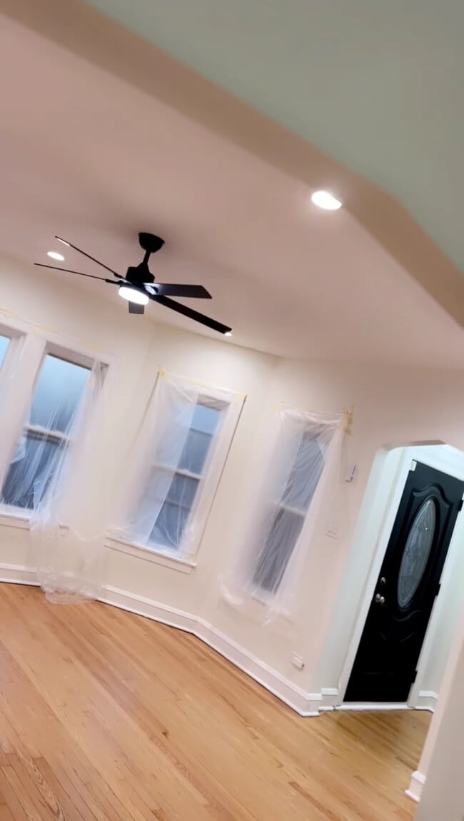 Photo - 10439 S Eggleston Ave