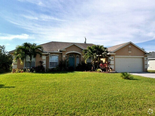 Building Photo - FURNISHED 3 BEDROOM, 2 BATH IN PORT ST LUCIE Rental