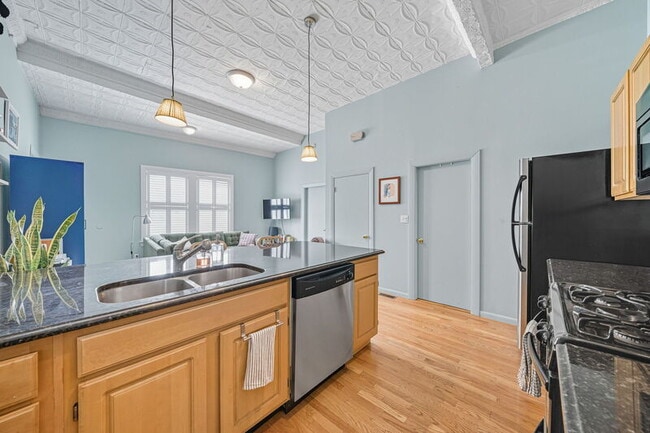 Photo - 183 Rindge Ave Unidad 1