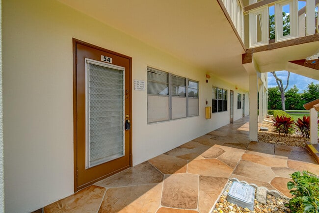 Photo - 54 Mansfield B