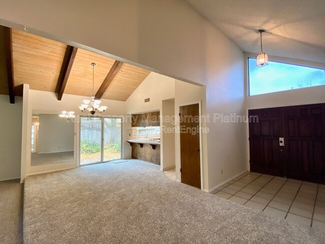 Photo - 6141 N West Ave Unit 102