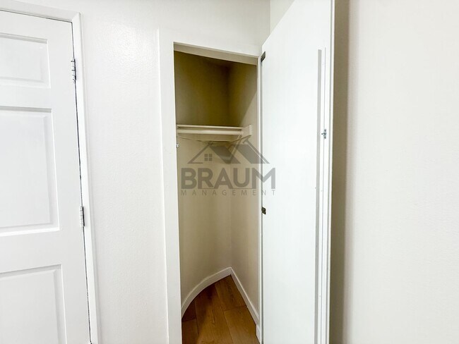 Photo - 14257 Friar St Unidad 8